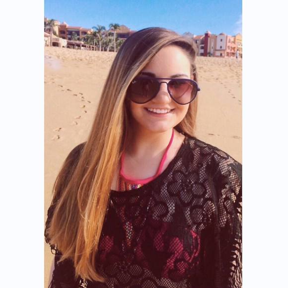 Meet your Posher, Annabel - Picture 1 of 1